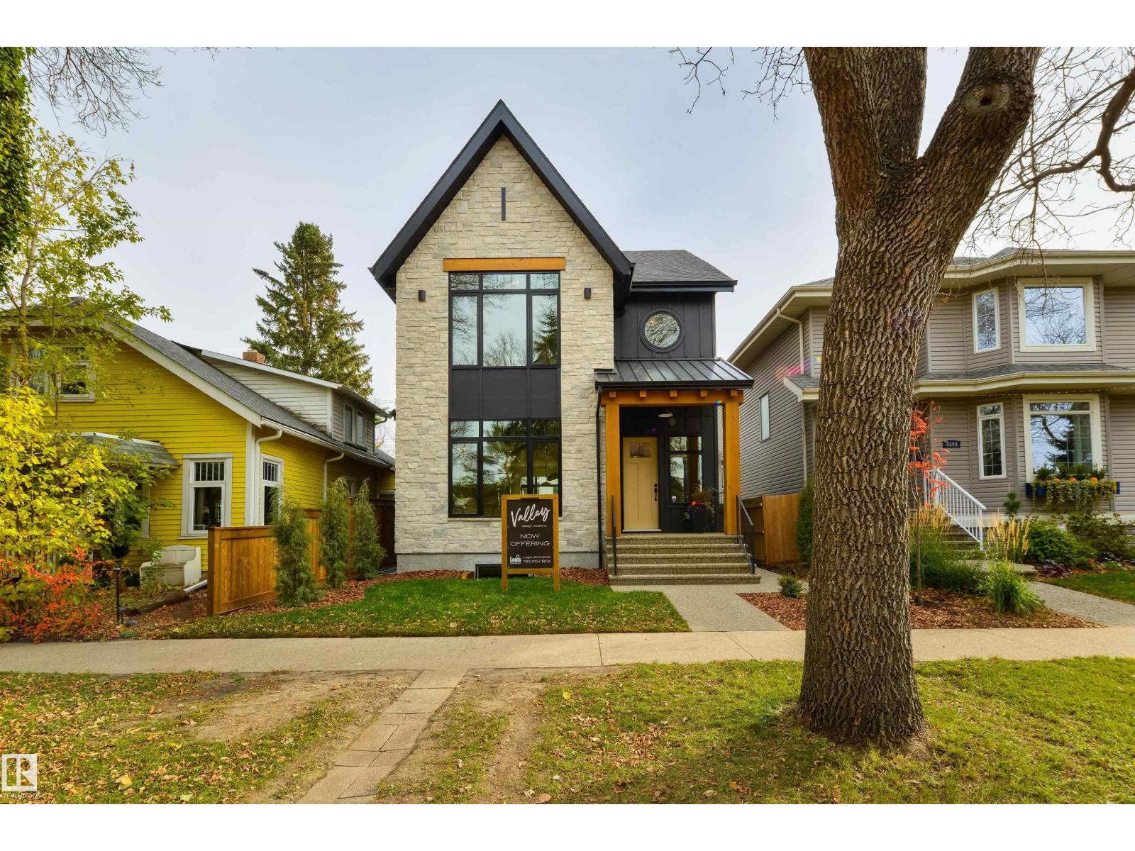 9513 101 ST NW, Edmonton, Alberta, T5K0W6