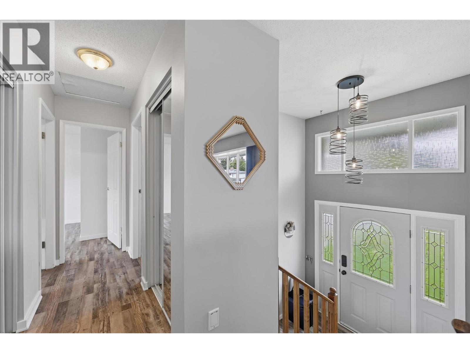 851 Sumac Place - 4