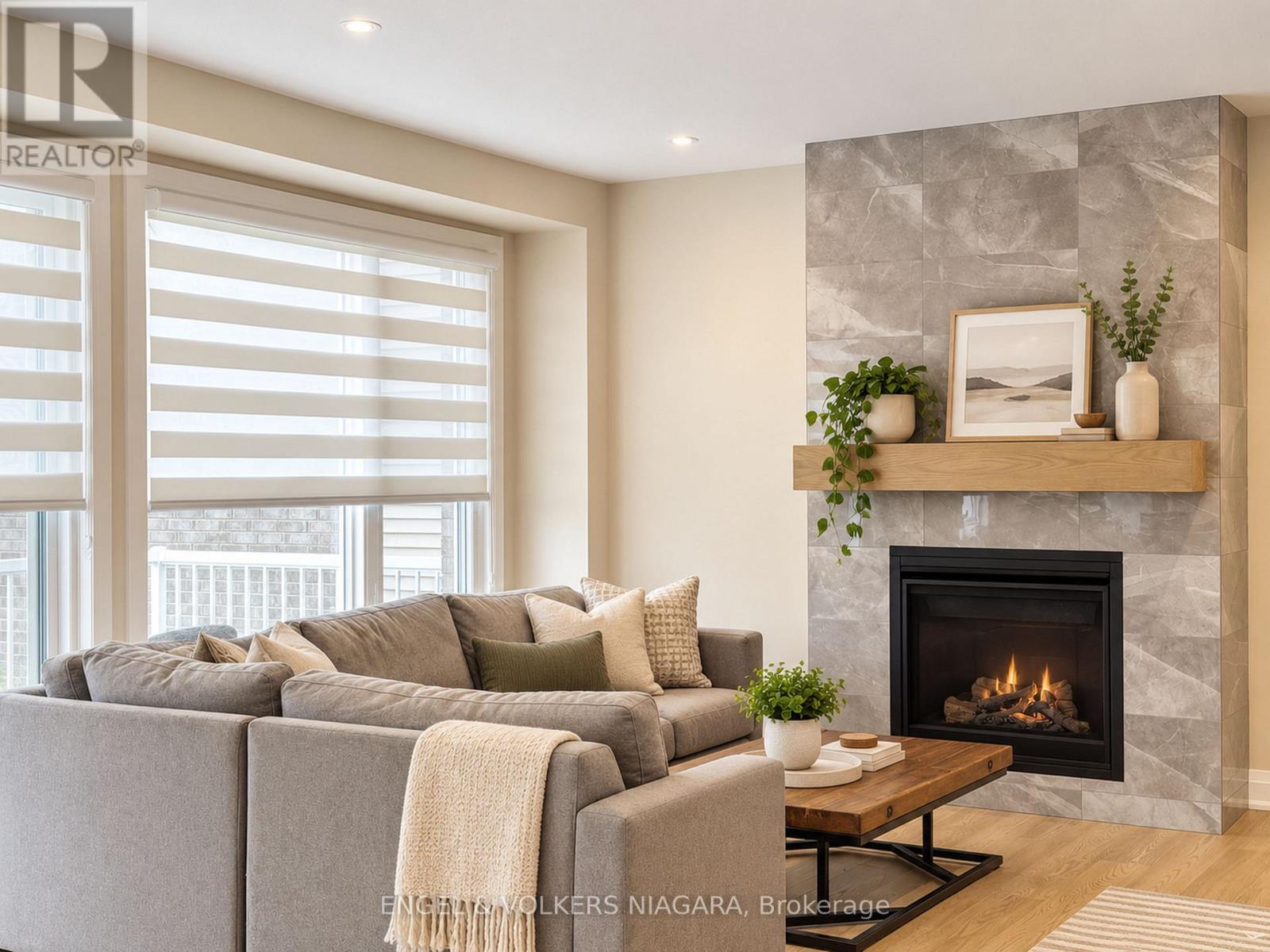 4499 FOURTH AVENUE - 20