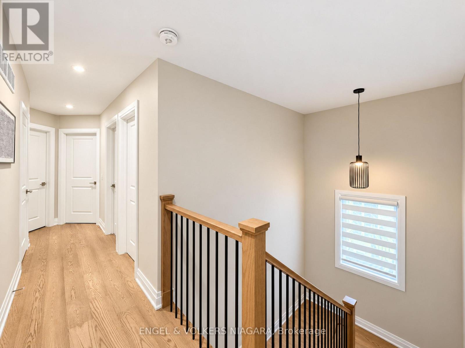 4499 FOURTH AVENUE - 33