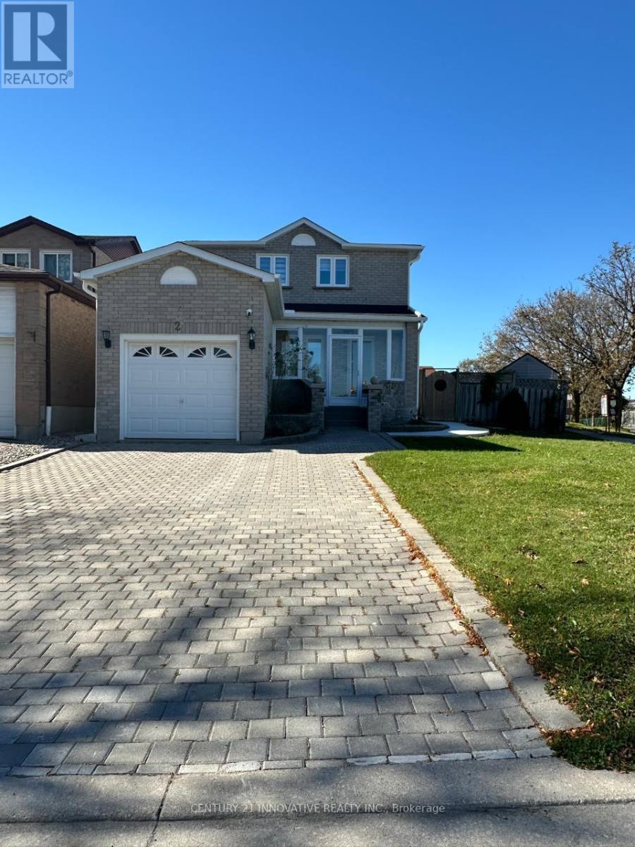 2 BLACKBURN CRESCENT, Ajax (Central)