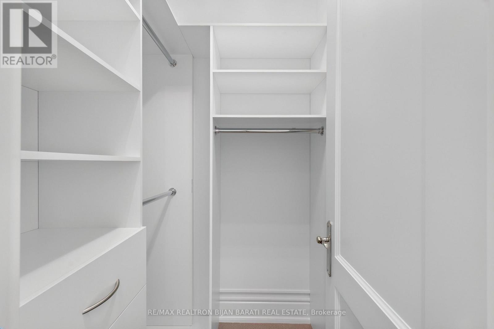 34 Flaremore Crescent, Toronto, ON photo 32