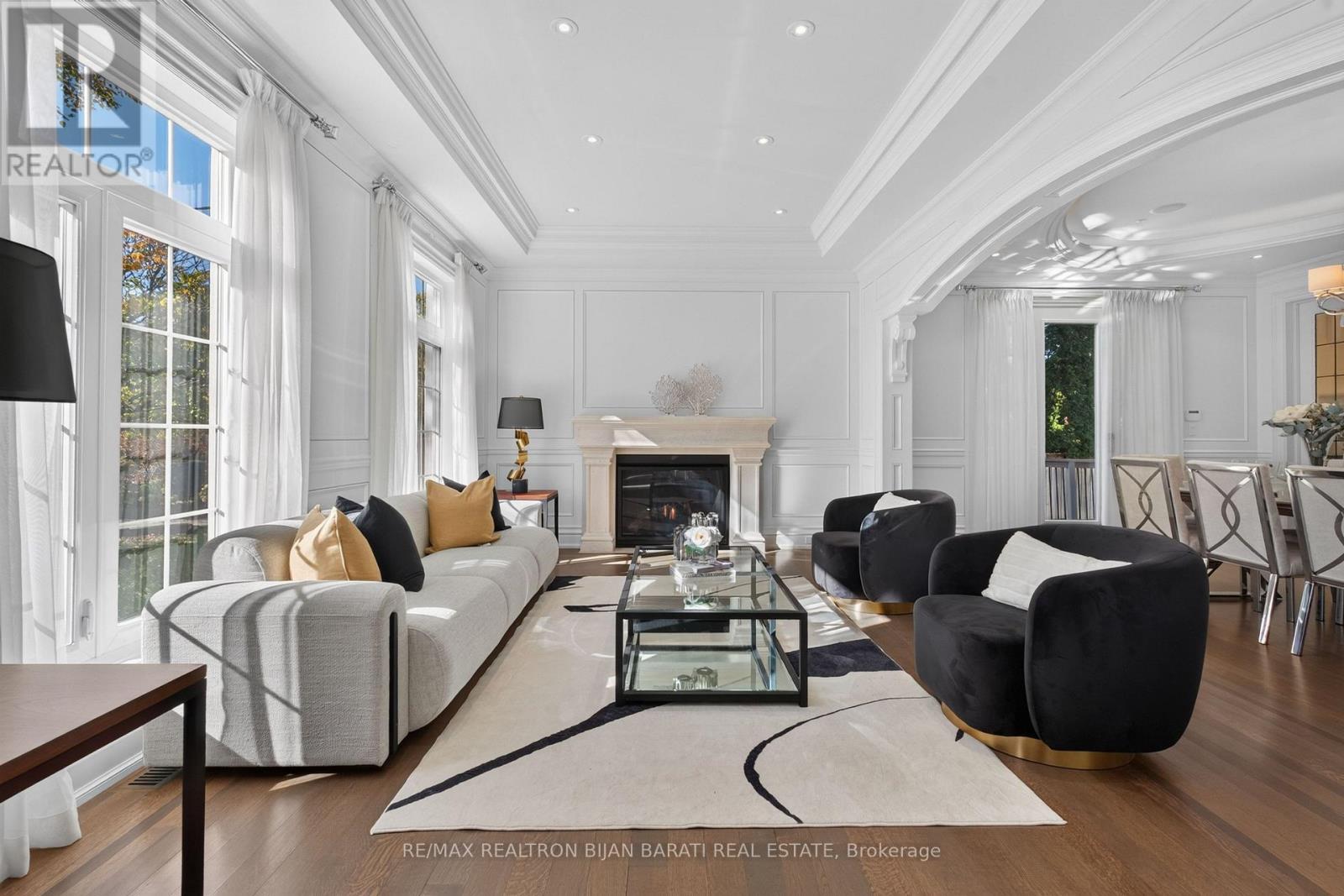 34 Flaremore Crescent, Toronto, ON photo 6