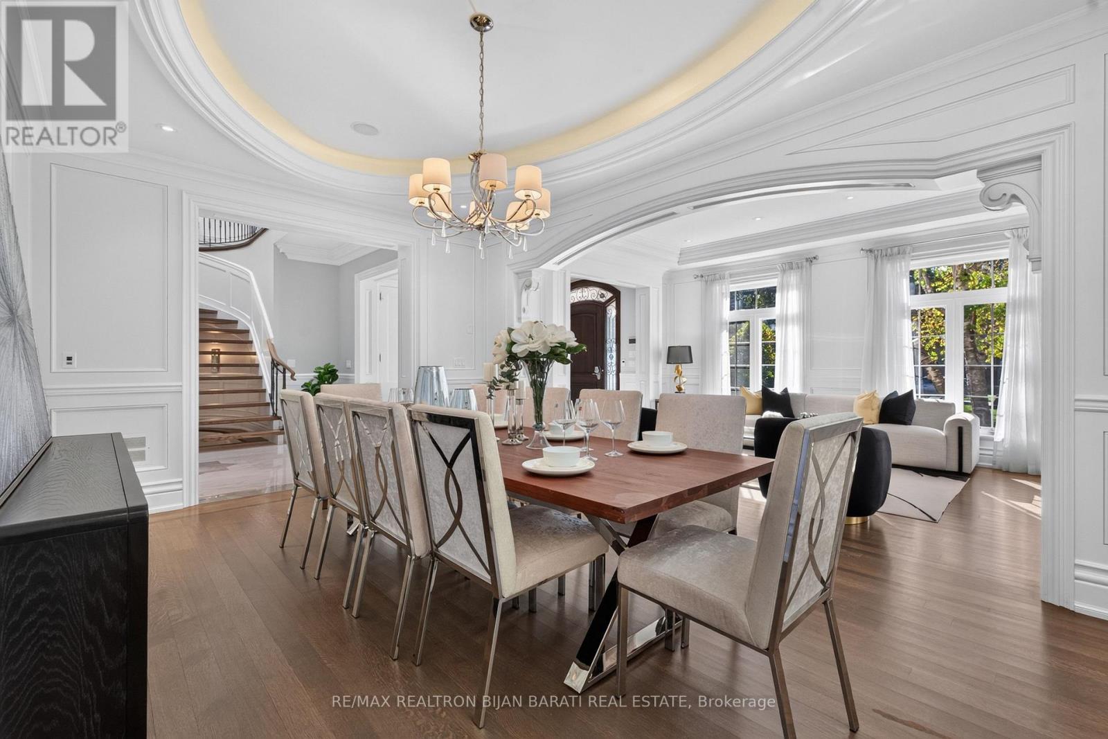 34 Flaremore Crescent, Toronto, ON photo 9