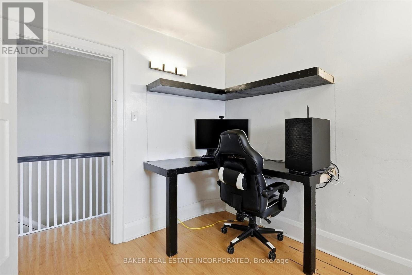 1867 Dufferin Street, Toronto, ON photo 25
