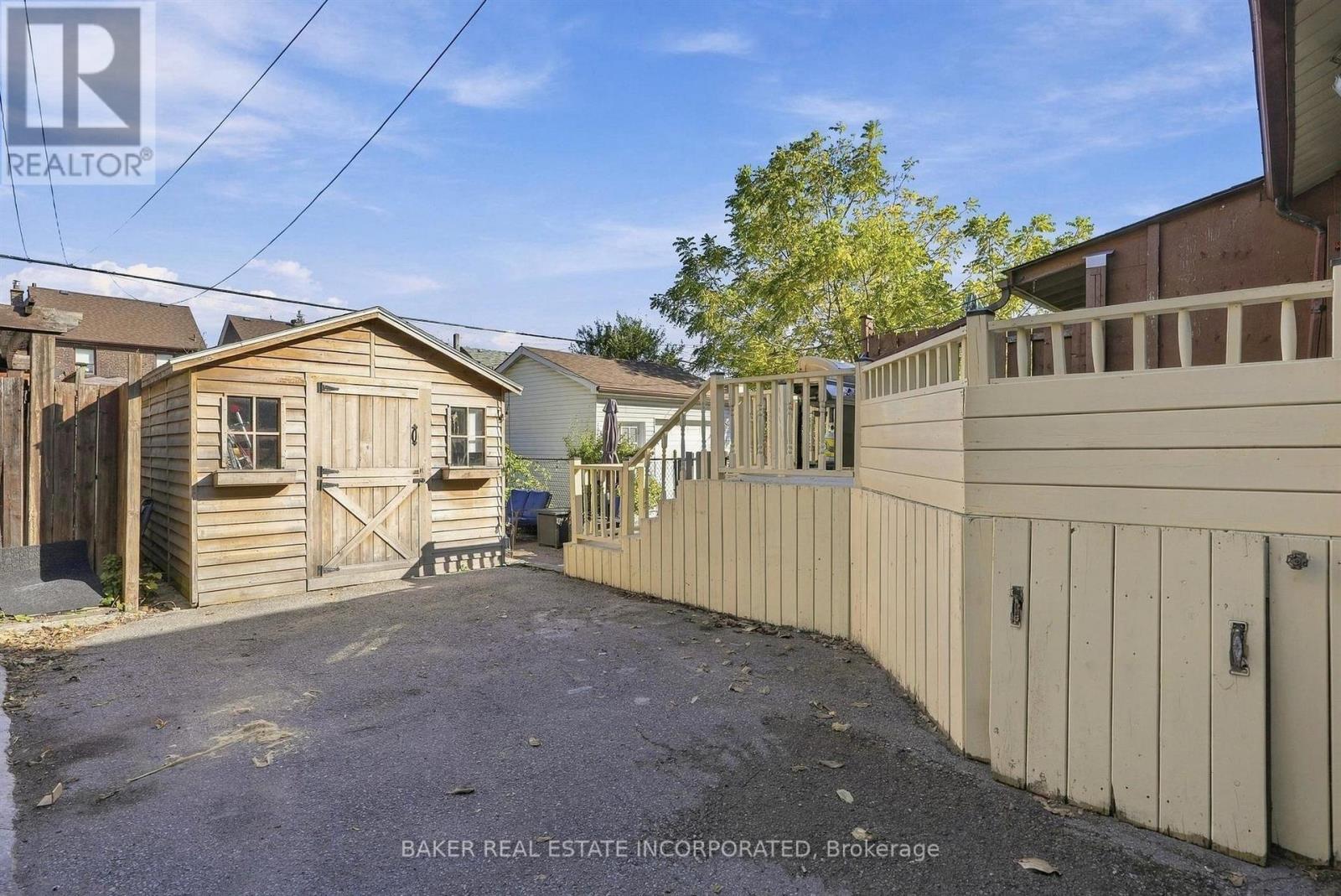 1867 Dufferin Street, Toronto, ON photo 43