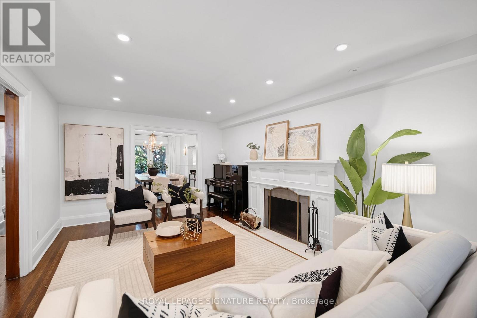 25 Cranbrooke Avenue, Toronto, ON photo 5