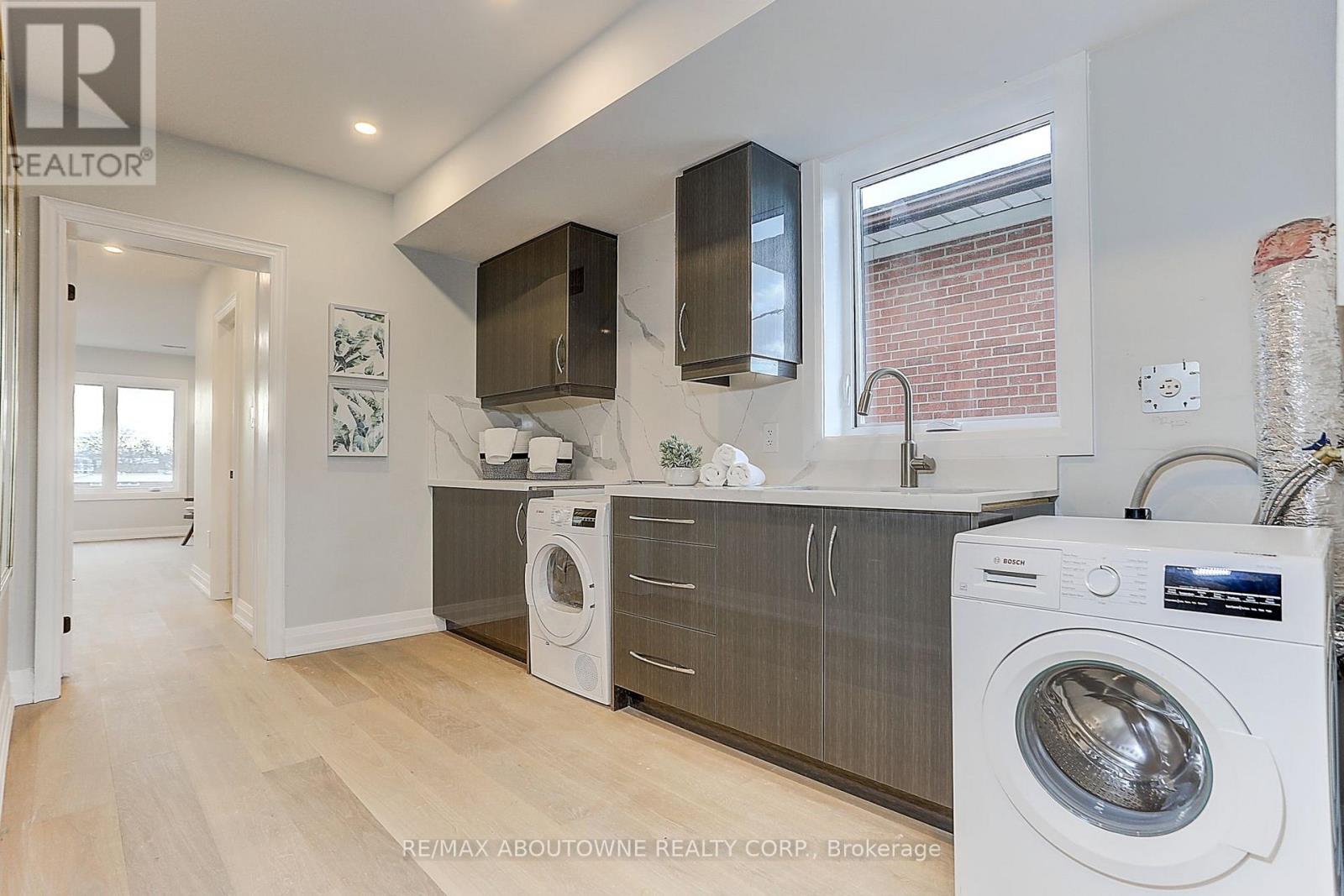 564 Dufferin Street, Toronto, ON photo 23