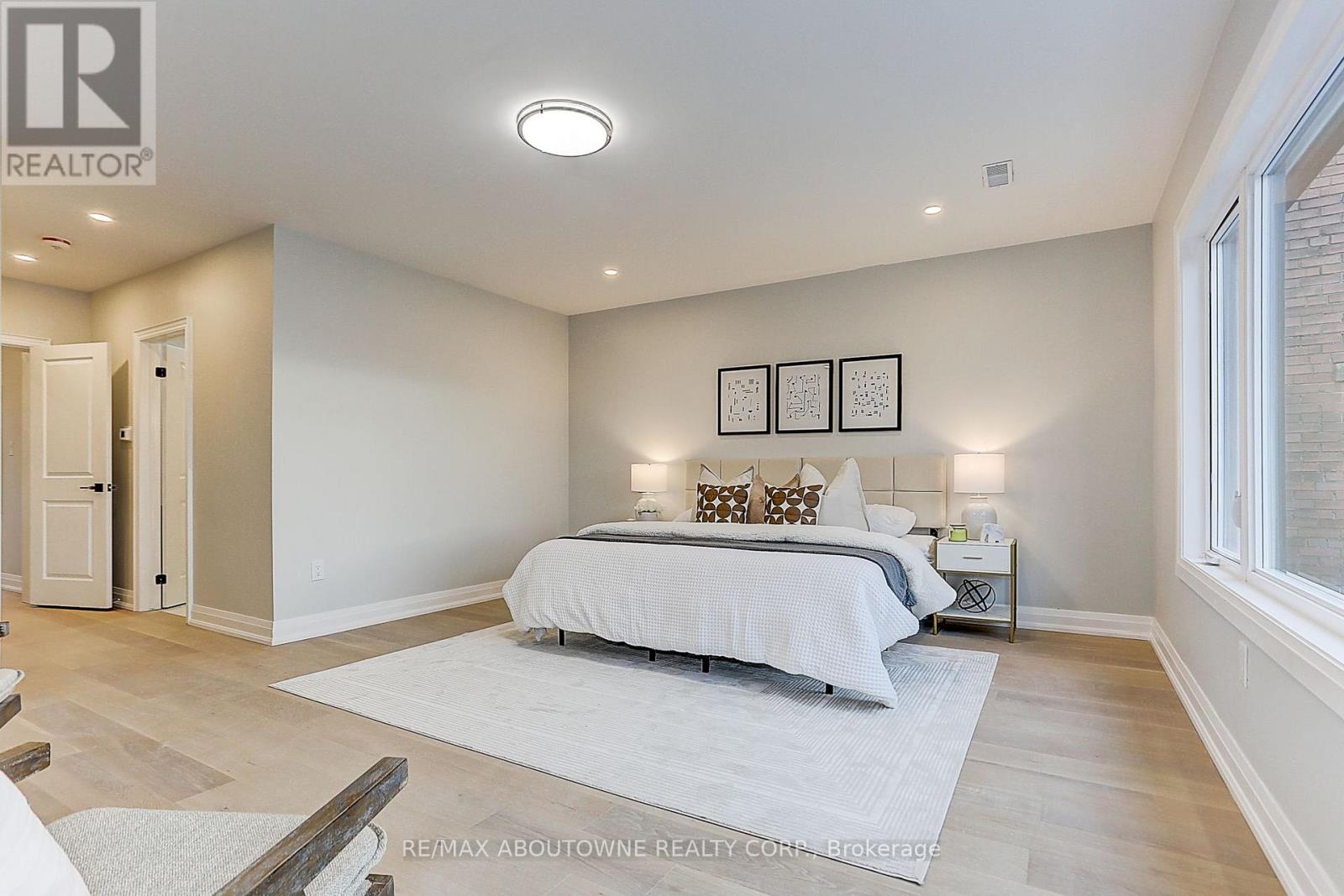 564 Dufferin Street, Toronto, ON photo 27