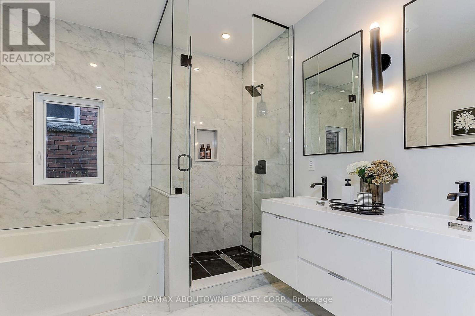 564 Dufferin Street, Toronto, ON photo 29