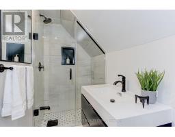 564 Dufferin Street, Toronto, ON M6K2A9 Photo 40