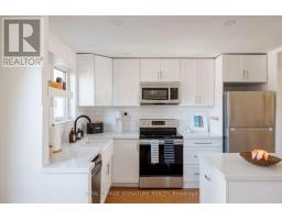 81 Billings Avenue, Toronto, ON M4L2S3 Photo 15