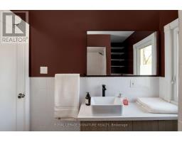 81 Billings Avenue, Toronto, ON M4L2S3 Photo 22