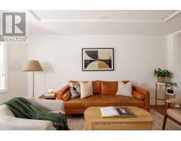 81 Billings Avenue, Toronto, ON M4L2S3 Photo 8