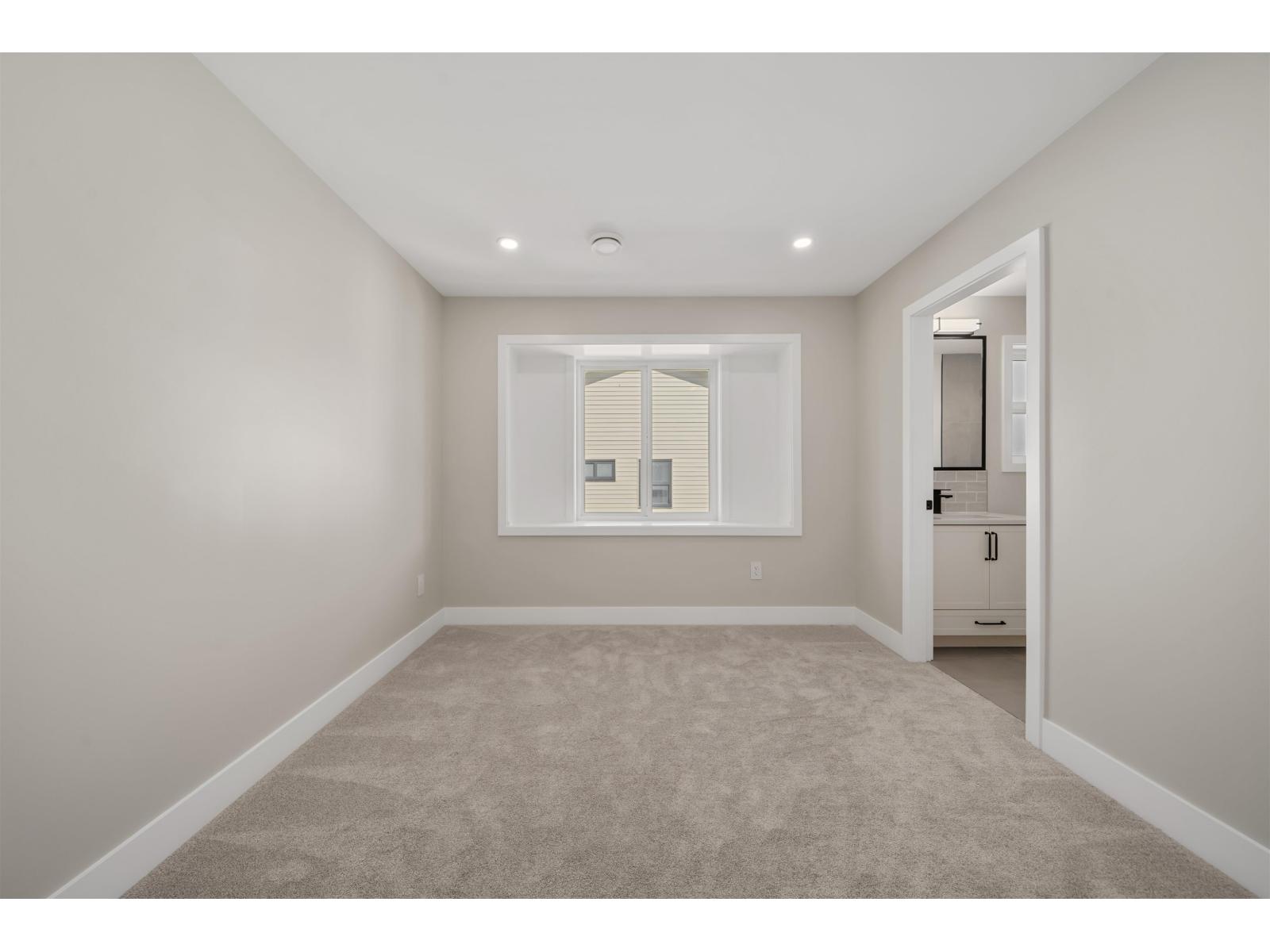 Photo of 7750 196 STREET 18
