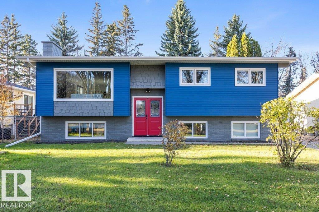 Photo of 4 FLEETWOOD CR, St. Albert