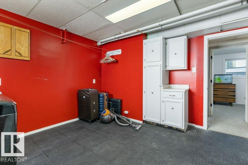 4 Fleetwood Crescent, photo 42