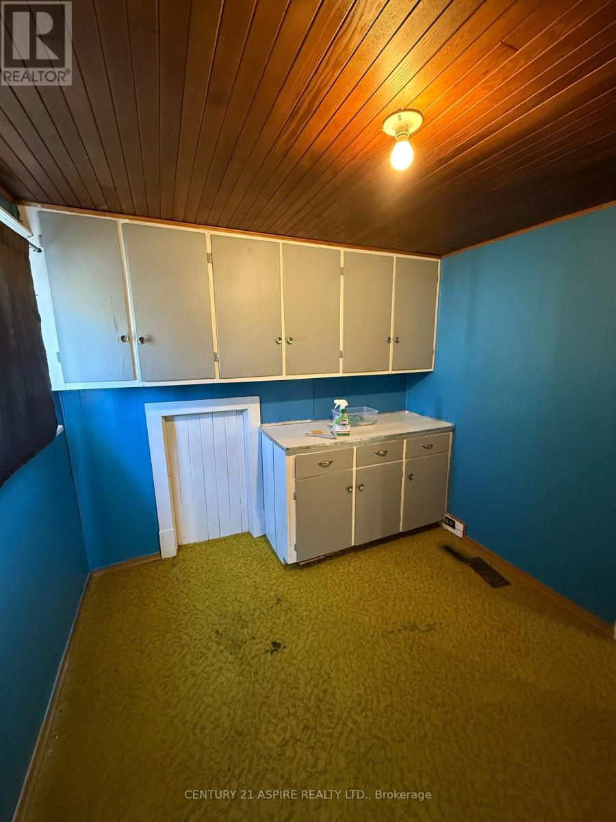 4 Bed, 1 Bath House for Sale in Pembroke – 998 BRONX STREET, Pembroke – MLS# X14103298 - Image 40