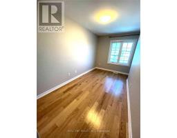 80 Baywell Crescent, Aurora, ON L4G7N4 Photo 8