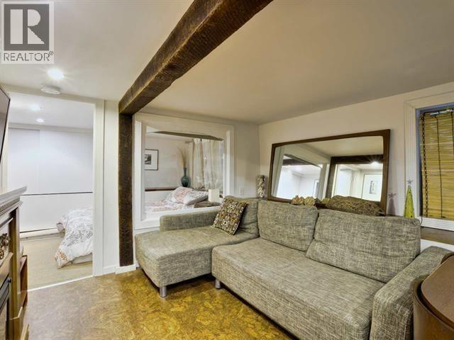 Photo of 2115 COLUMBIA STREET 36