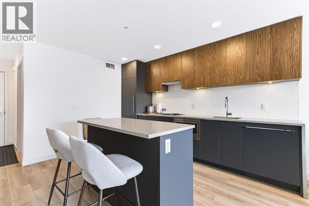 Photo of 406 2419 GRANT STREET 10