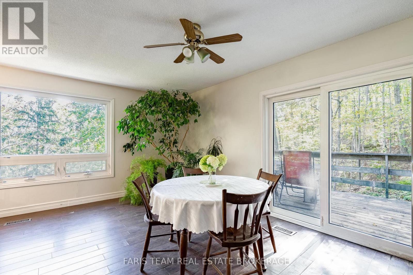 29 Oneida Avenue, Oro-Medonte, ON photo 8