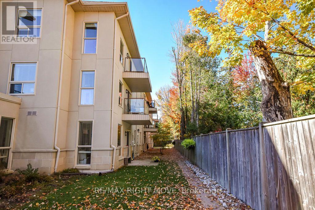 Unit 302- 9 Westmount Drive South, Orillia, ON photo 4