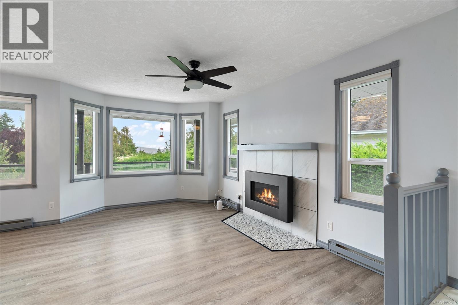 2447 Valleyview Pl - 6