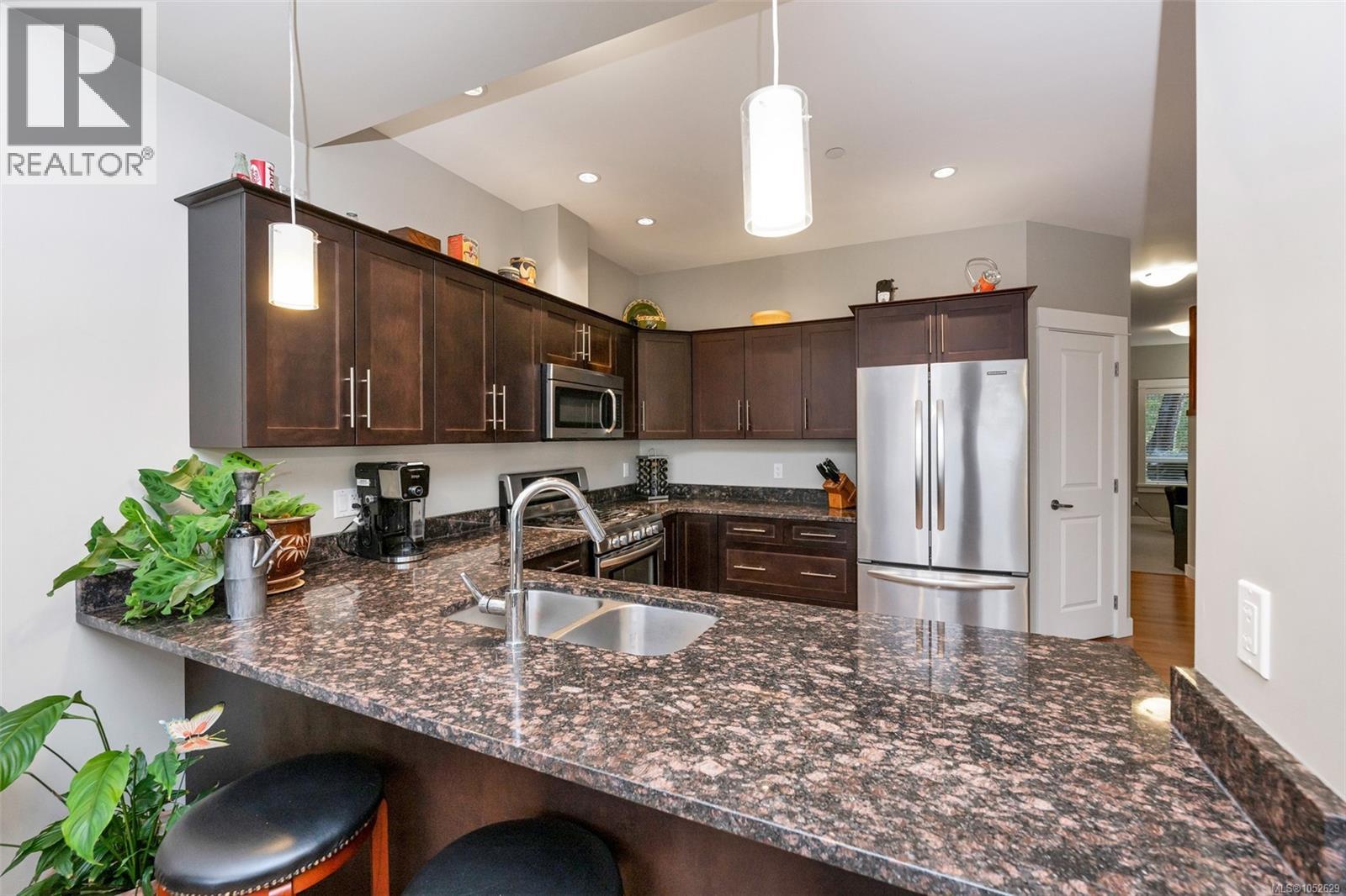 37 2319 Chilco Road, View Royal
