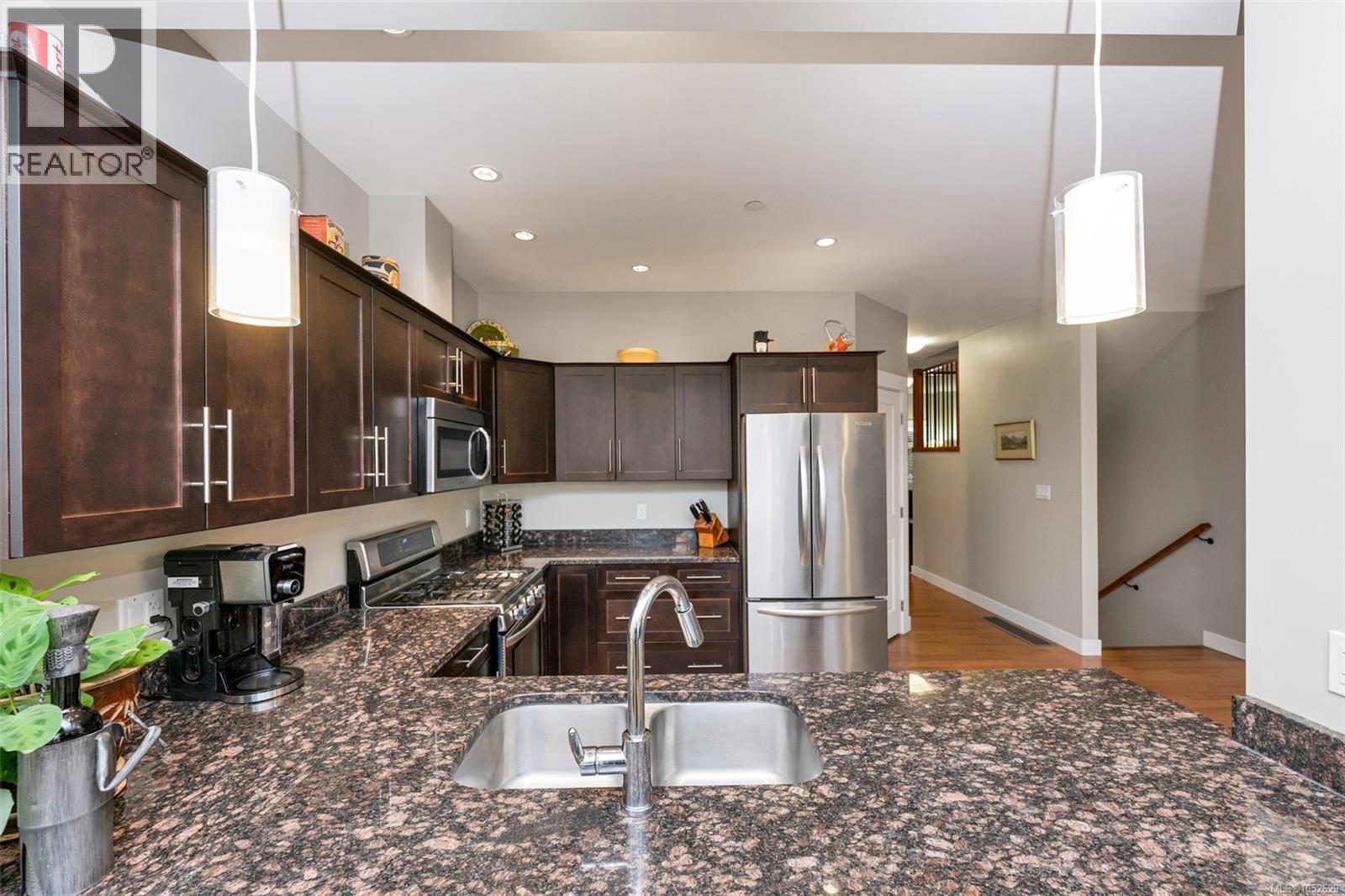 37 2319 Chilco Road, View Royal