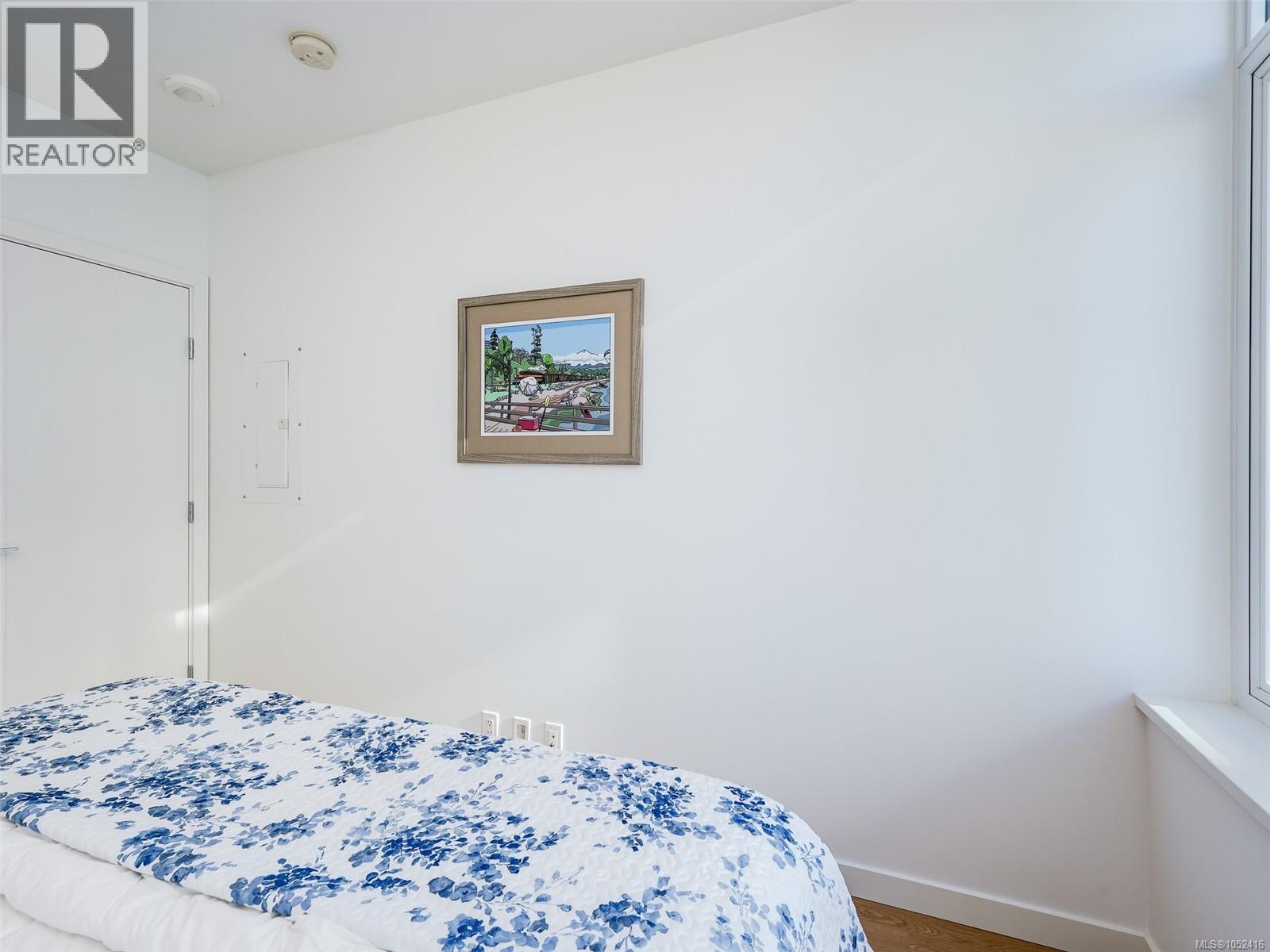 #606 363 Tyee Rd - 16