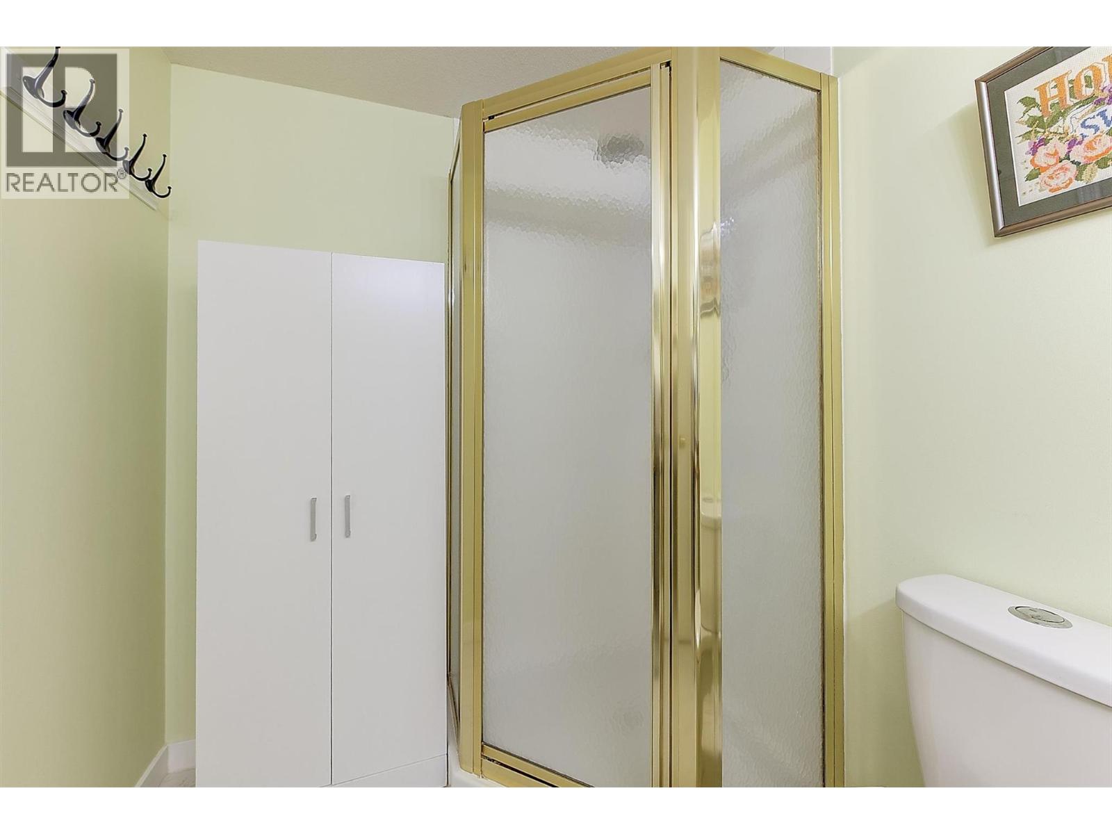 311 709 Houghton Road, Kelowna
