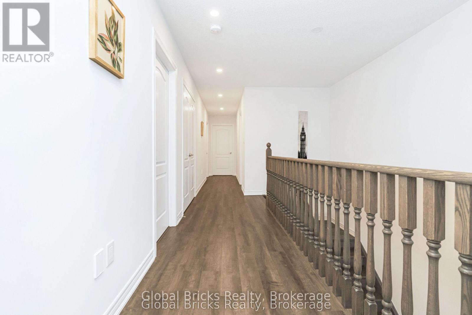 49 Burnhamthorpe Road East, Oakville, ON photo 40