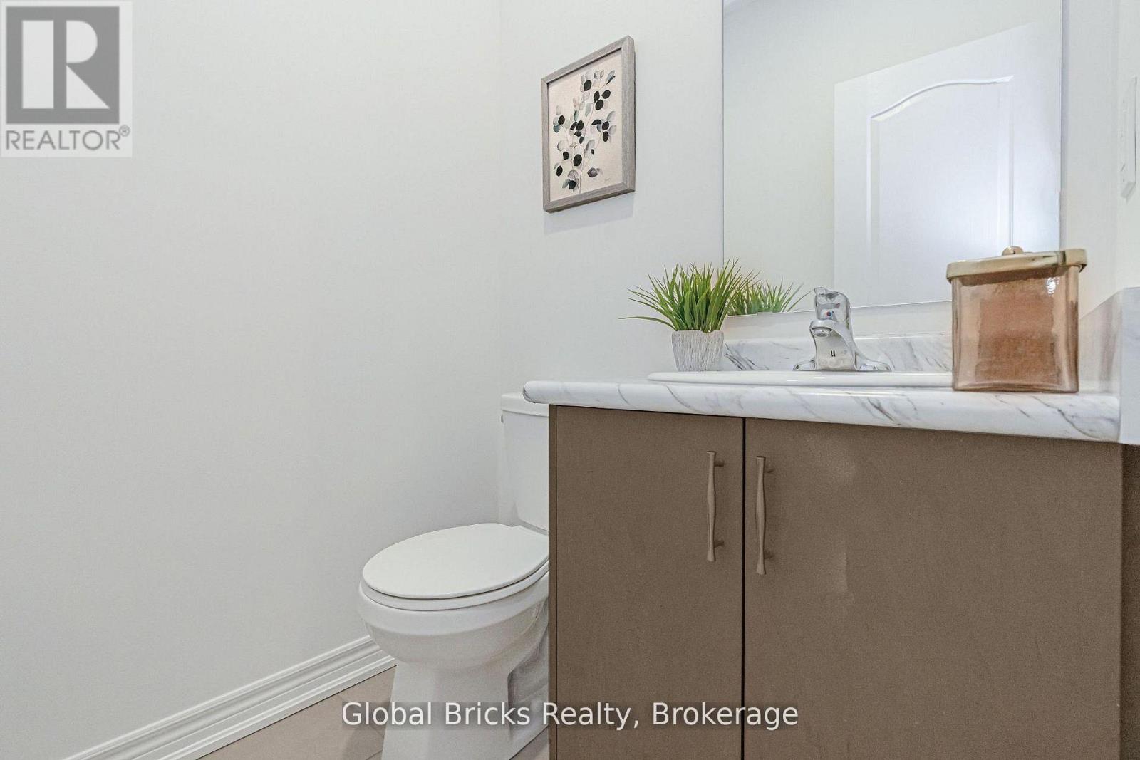 49 Burnhamthorpe Road East, Oakville, ON photo 46