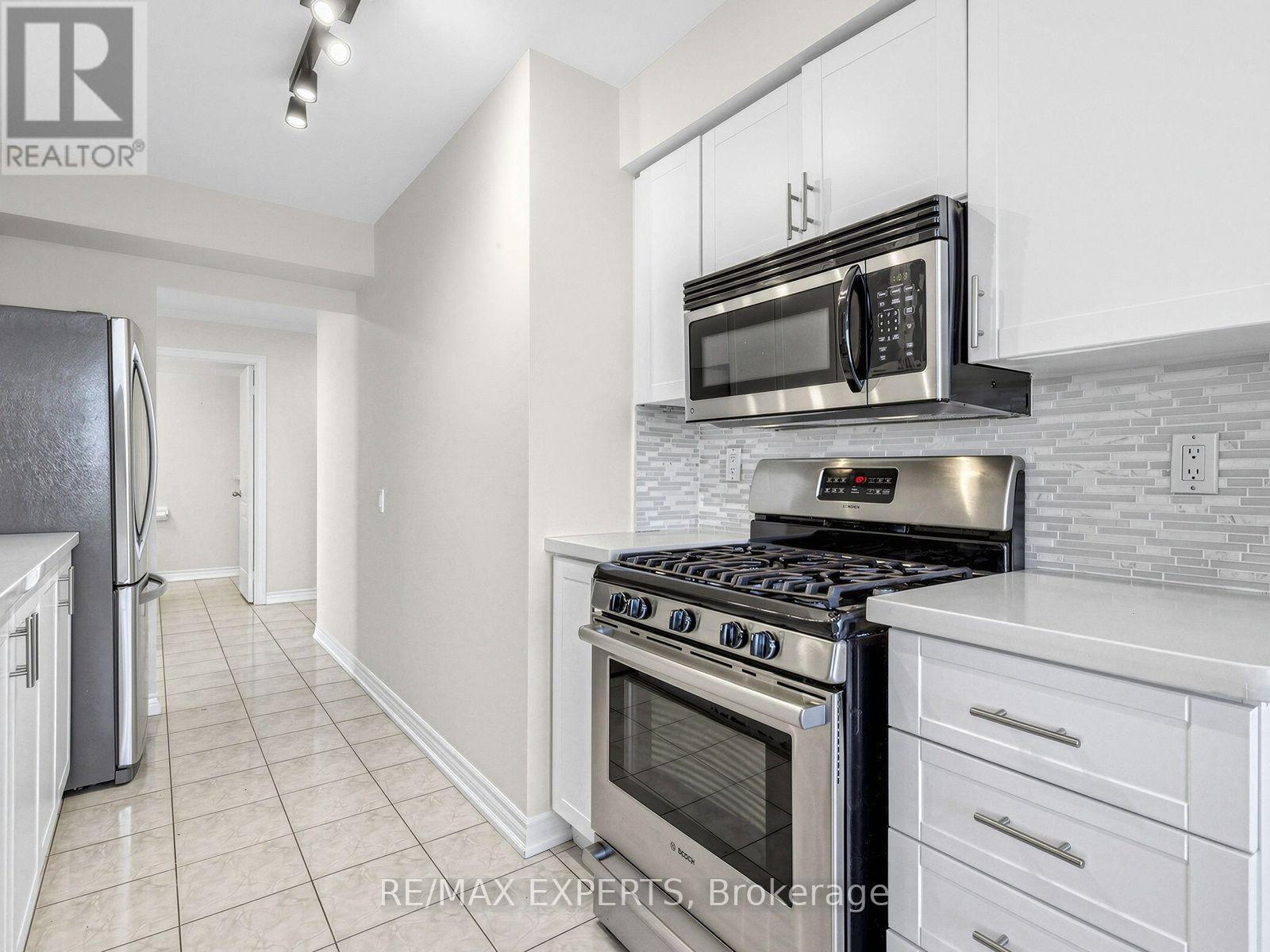 #1509 265 RIDLEY BOULEVARD - 14