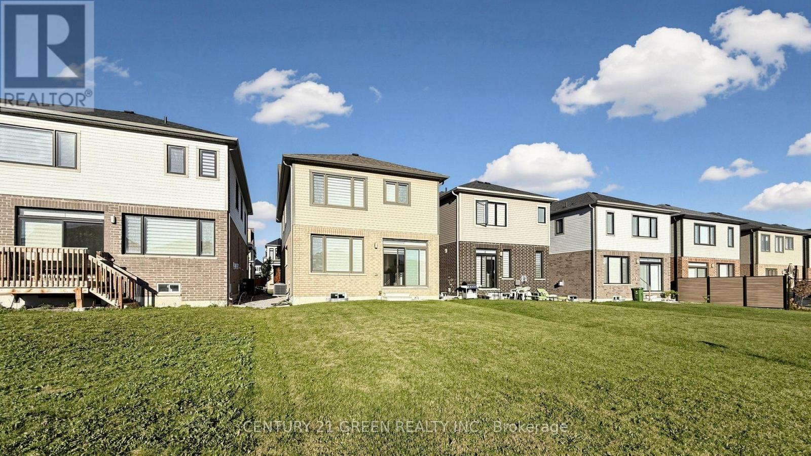 135 Fairey Crescent, Hamilton, ON photo 32