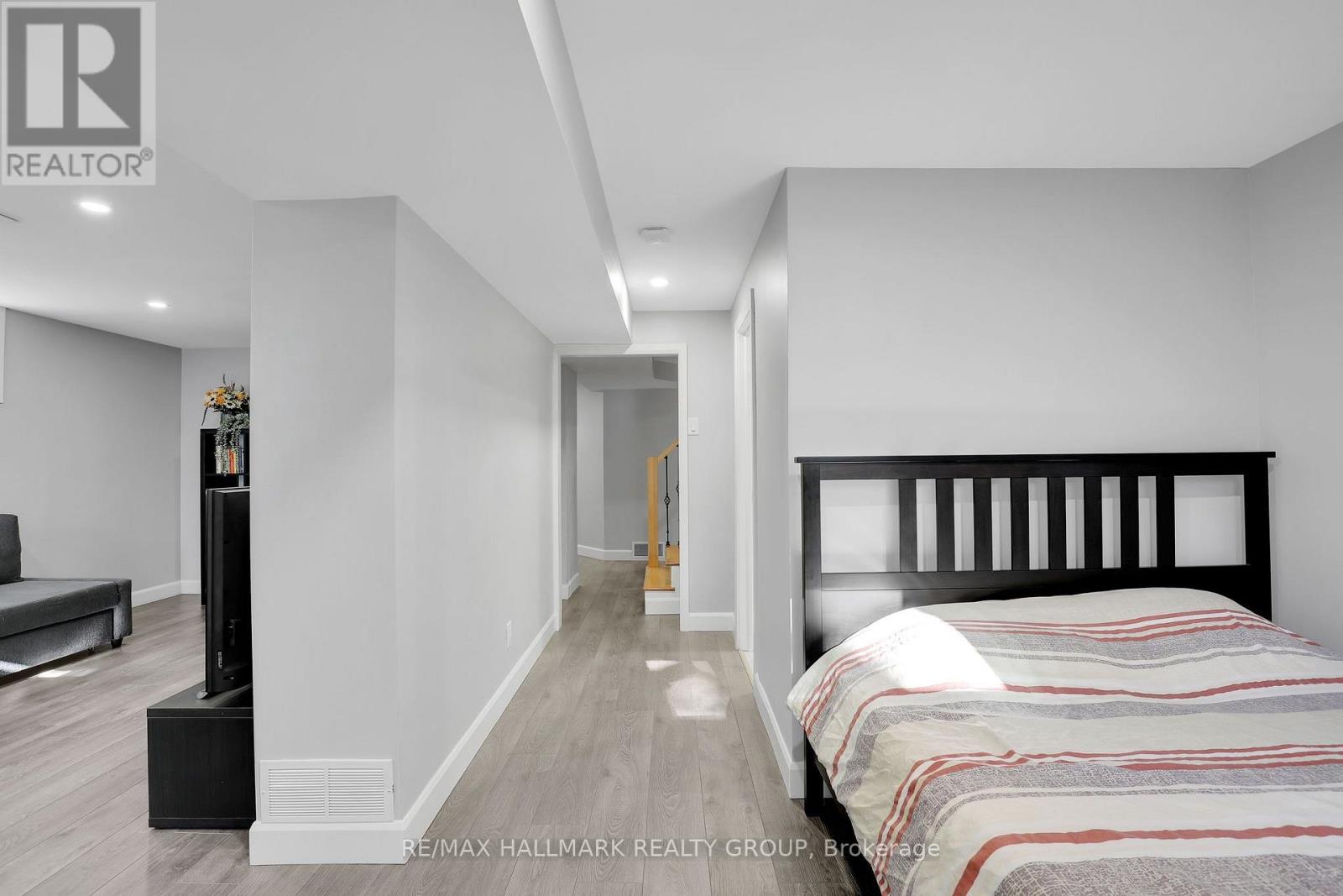 1340 LEASIDE AVENUE - 16
