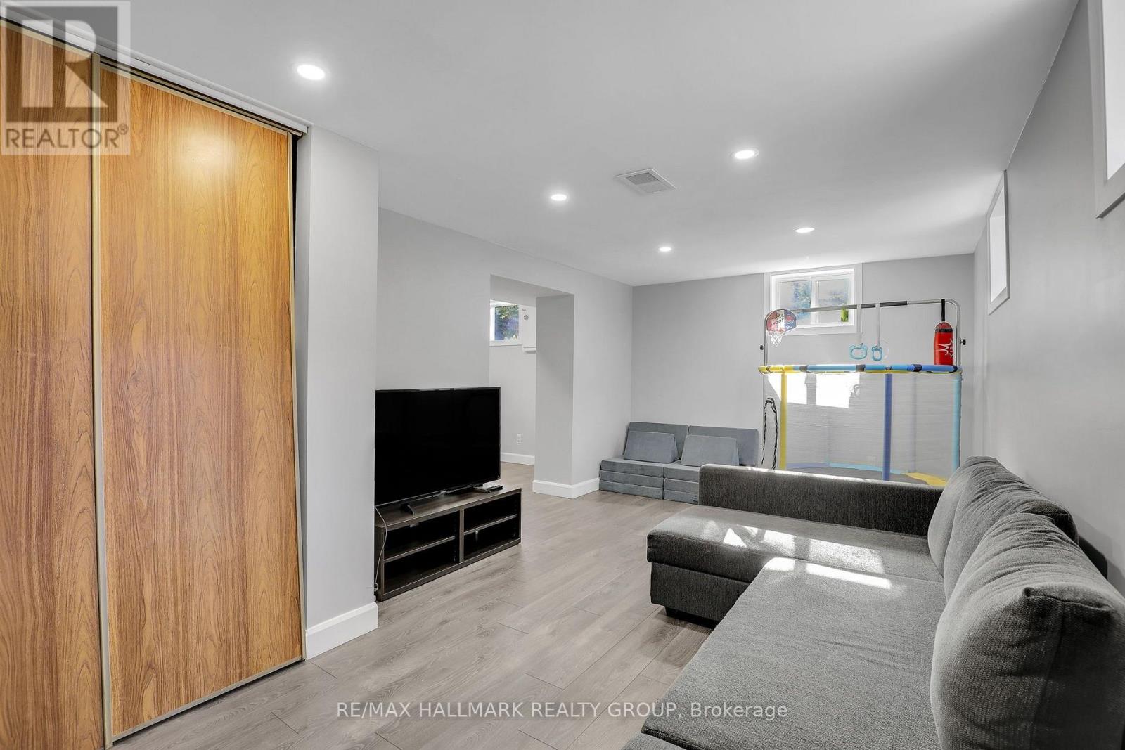 1340 LEASIDE AVENUE - 19