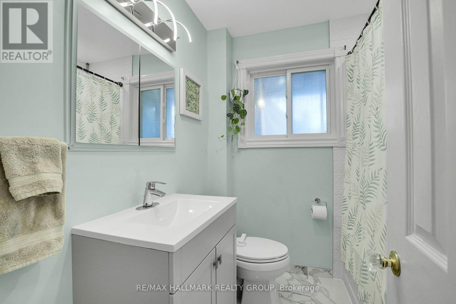 1340 LEASIDE AVENUE - 11