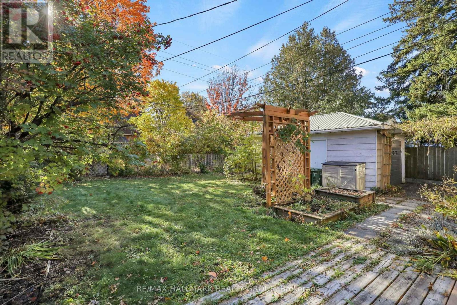 1340 LEASIDE AVENUE - 24