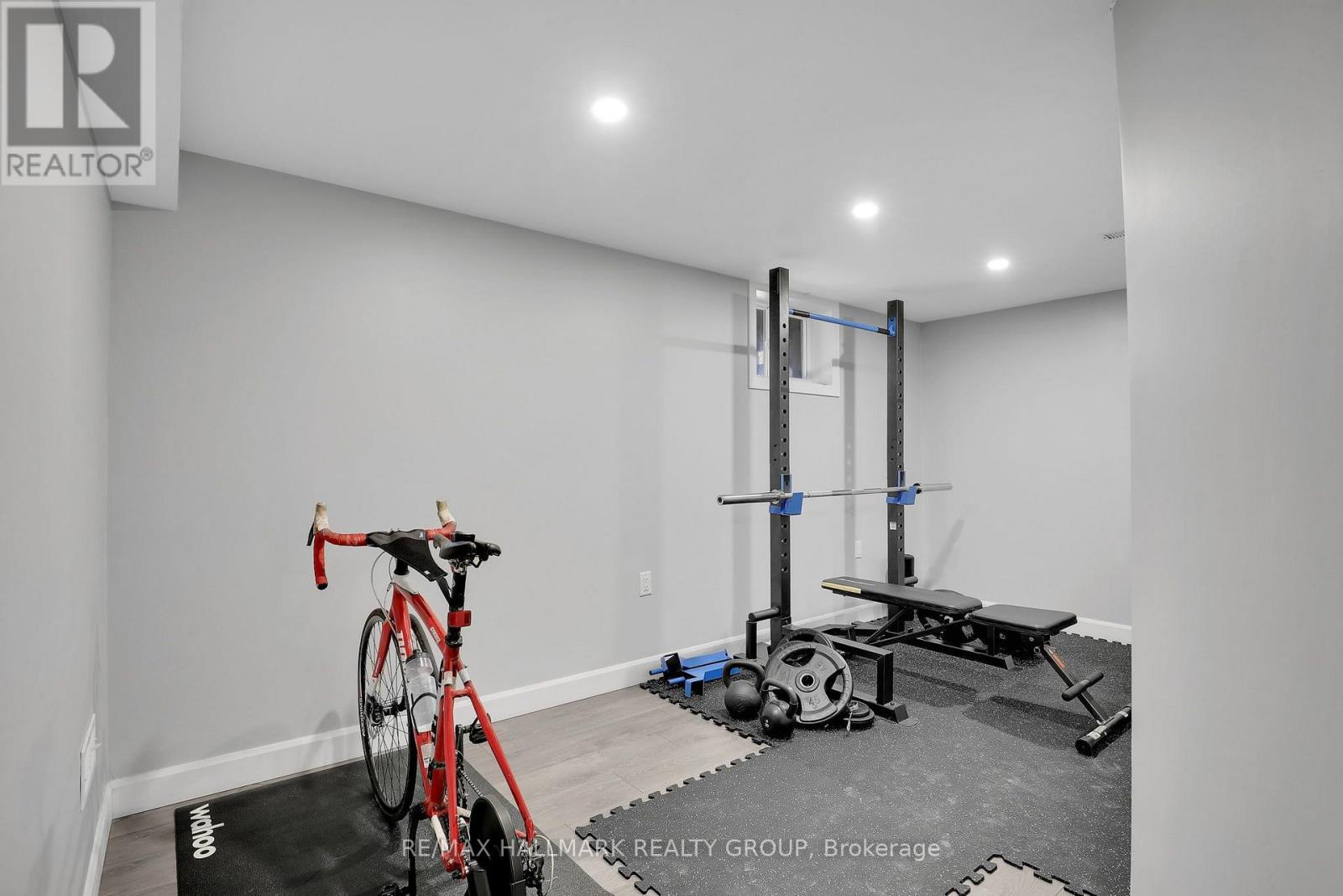 1340 LEASIDE AVENUE - 21