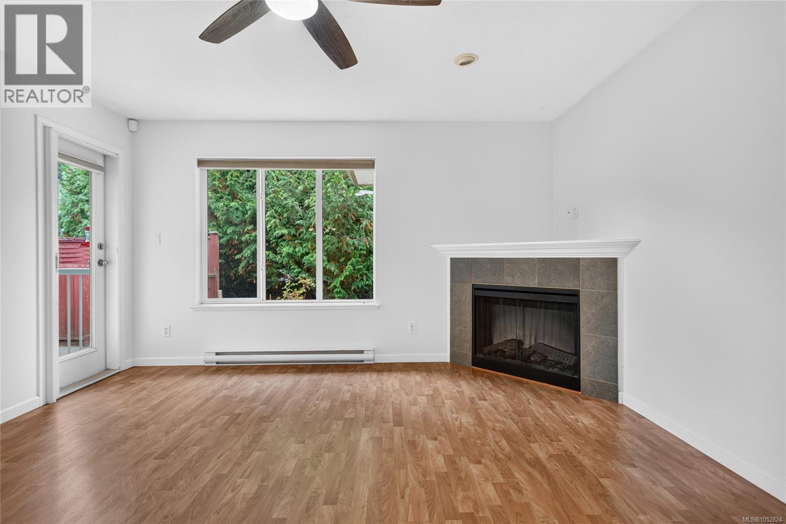 #9 2728 1st St - 7