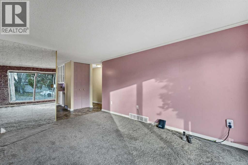 2158 7 Avenue NE, Medicine Hat — photo 8