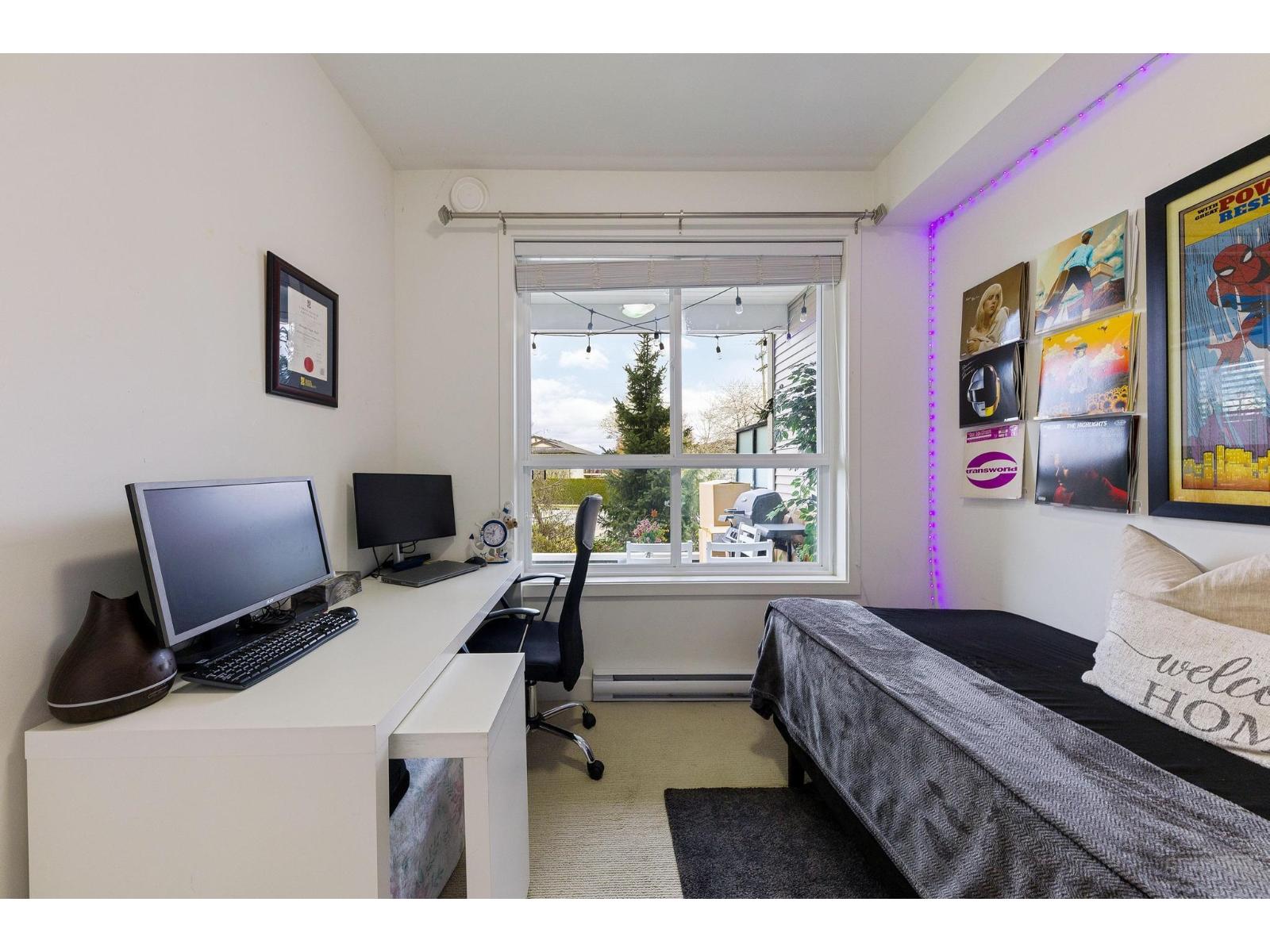 Photo of 108 6438 195A STREET 18