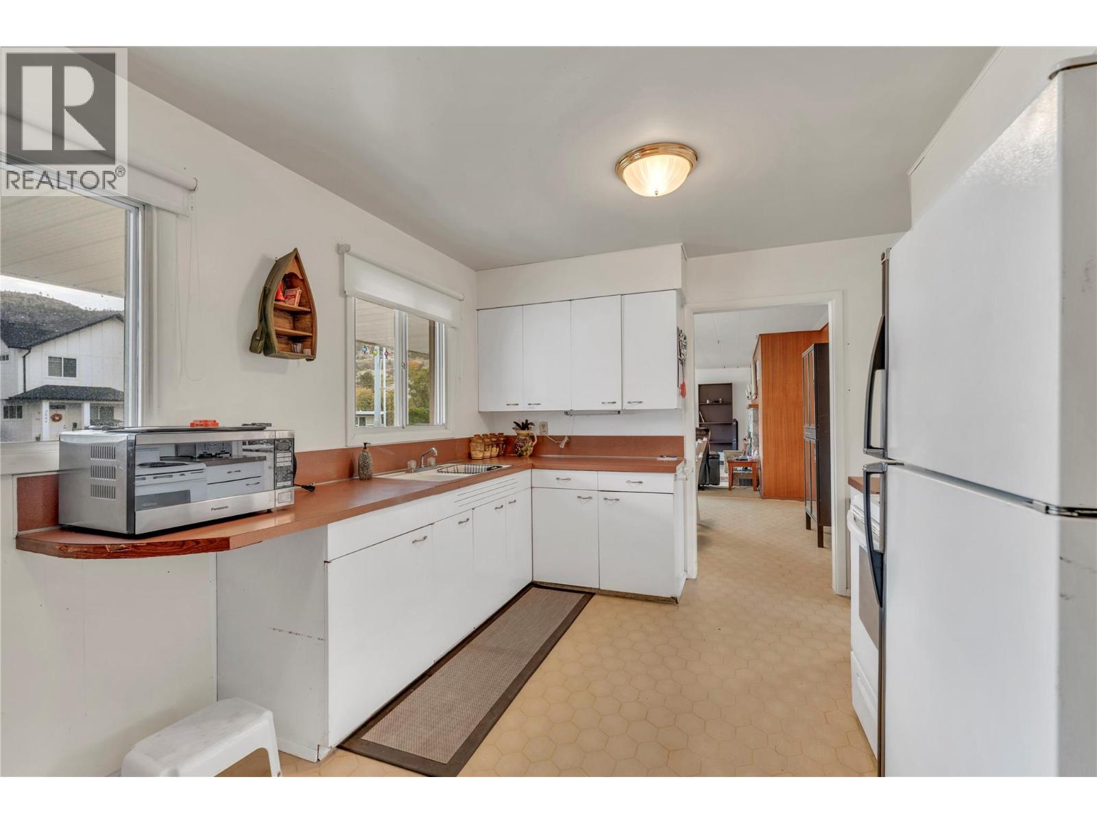 2625 South Main Street, Penticton