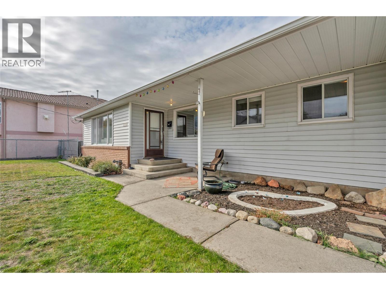 2625 South Main Street - 4