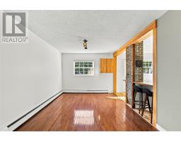 31 Smith Avenue thumbnail 11