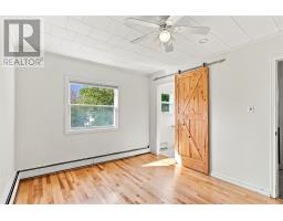 31 Smith Avenue thumbnail 16