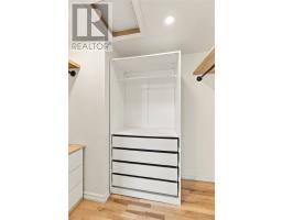 31 Smith Avenue thumbnail 18