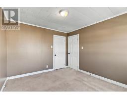 31 Smith Avenue thumbnail 22